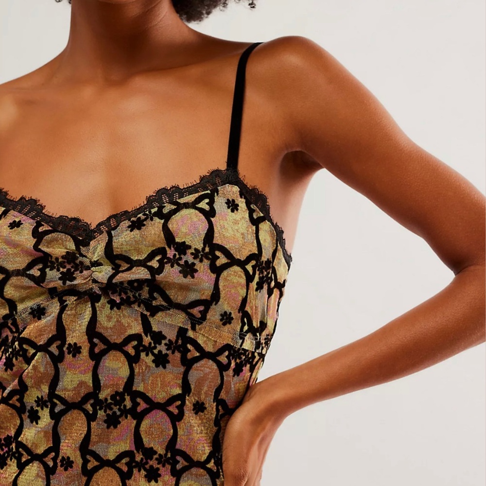 FREE PEOPLE - Lace & Bows Mini Slip - Picture 3 of 3